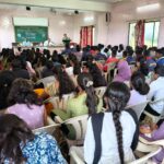 भाषा माणसांना जोडण्याचे काम करते. : डॉ. ॠचा शर्मा