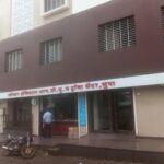 ओंकार हॉस्पिटलकडून कर्मचाऱ्यांना दिपावलीचा ‘बोनस’ व ‘मिठाई’चा गोडवा!